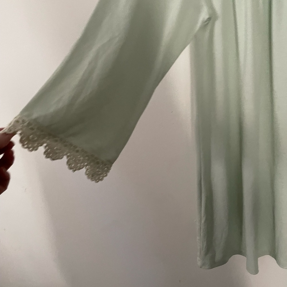 Woman Blouse - Picture 5 of 6